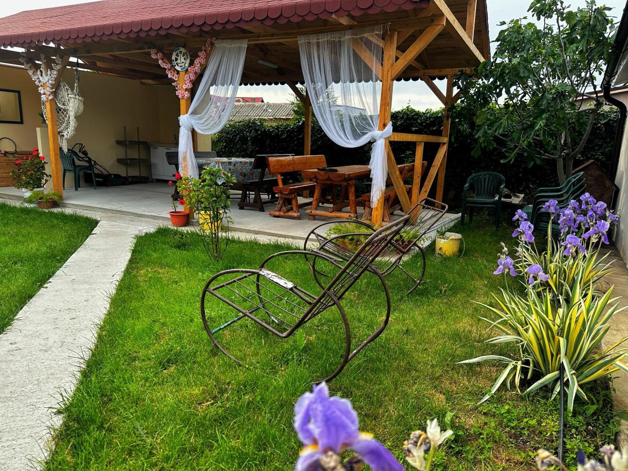 Hotel Casa Enka à Tuzla Extérieur photo