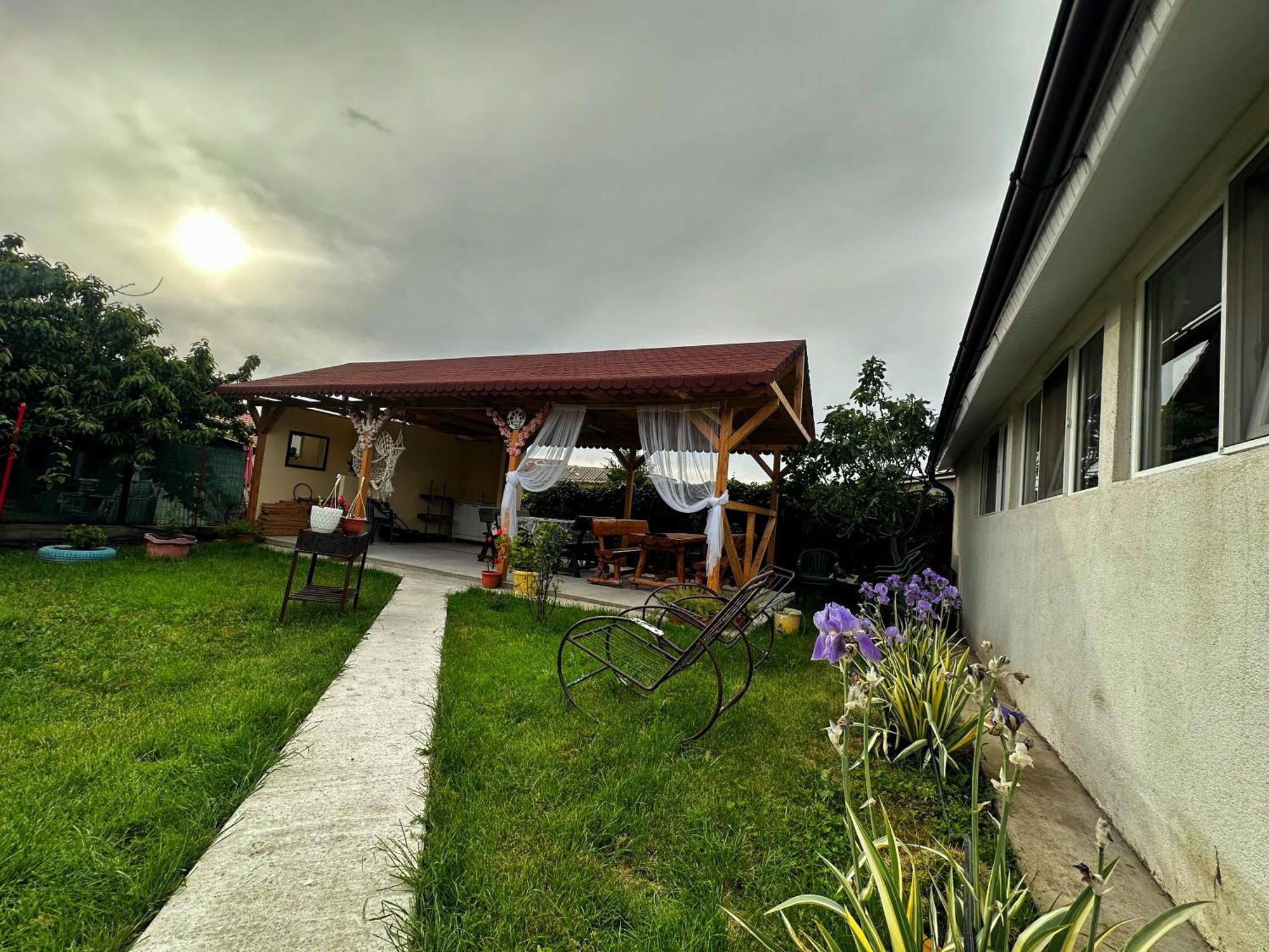 Hotel Casa Enka à Tuzla Extérieur photo