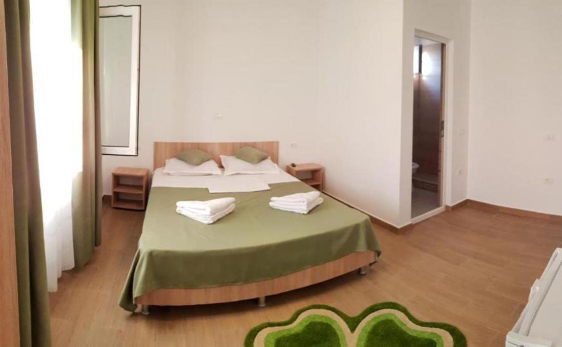 Hotel Casa Enka à Tuzla Extérieur photo