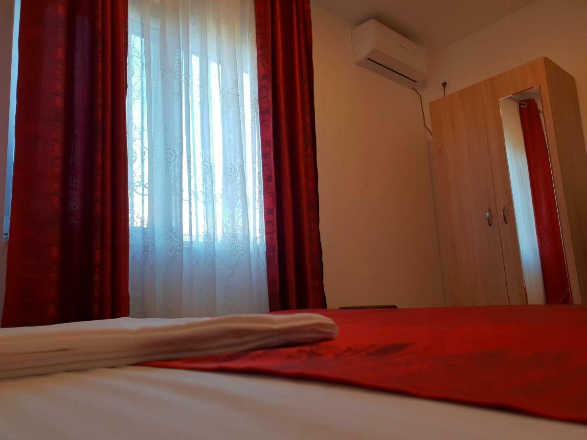 Hotel Casa Enka à Tuzla Extérieur photo